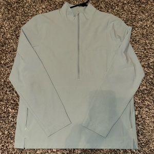 Lululemon workout shirt